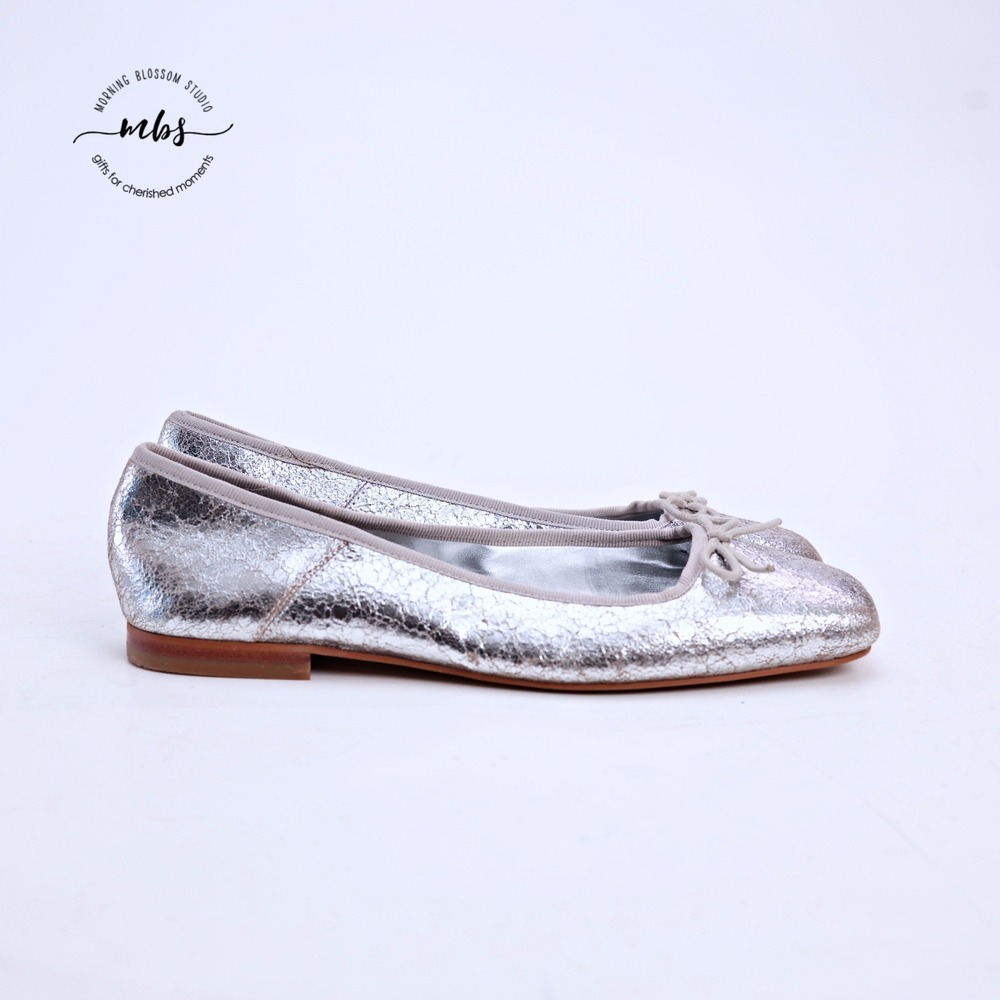 Dolce Vita Cammila Ballet Flats Silver Metallic Pointed Toe Bow Detail Women 9